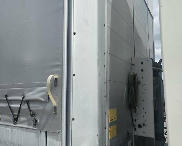 Серый Шмитц Каргобулл САФ, объемом двигателя 0 л и пробегом 100 тыс. км за 13500 $, фото 4 на Automoto.ua