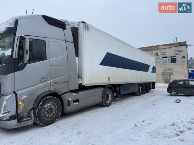 Белый Шмитц Каргобулл Cargobull, объемом двигателя 0 л и пробегом 935 тыс. км за 25000 $, фото 1 на Automoto.ua