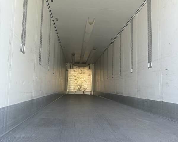 Шмітц Каргобулл Cargobull 2018 у Дрогобичі на Automoto.ua Білий Шмітц Каргобулл Cargobull, об'ємом двигуна 0 л та пробігом 500 тис. км за 33500 $, фото 1 на Automoto.ua