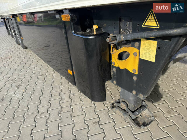 Белый Шмитц Каргобулл Cargobull, объемом двигателя 0 л и пробегом 377 тыс. км за 29999 $, фото 30 на Automoto.ua