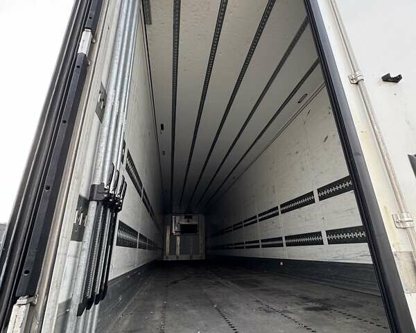 Белый Шмитц Каргобулл Cargobull, объемом двигателя 0 л и пробегом 0 тыс. км за 30339 $, фото 5 на Automoto.ua