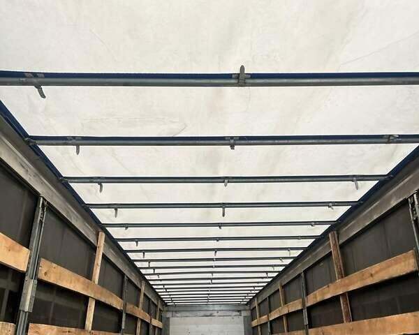 Черный Шмитц Каргобулл Cargobull, объемом двигателя 0 л и пробегом 300 тыс. км за 9200 $, фото 6 на Automoto.ua