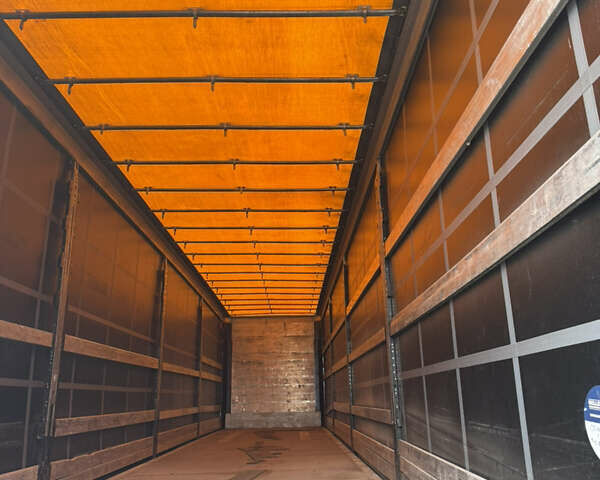Черный Шмитц Каргобулл Cargobull, объемом двигателя 0 л и пробегом 250 тыс. км за 15999 $, фото 20 на Automoto.ua