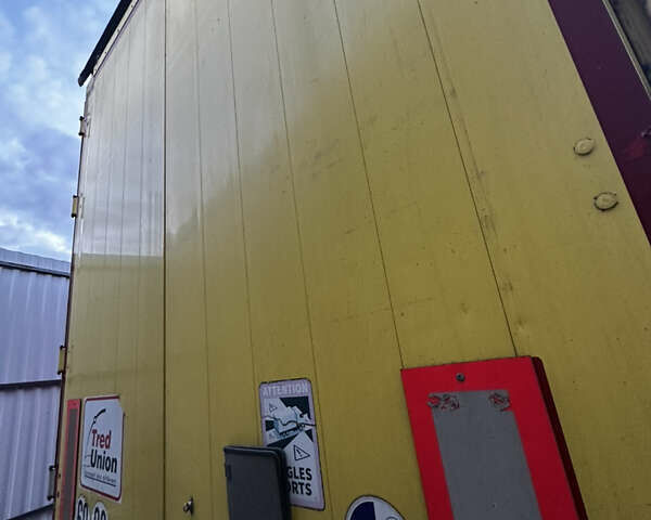 Шмітц Каргобулл Cargobull 2012 у Умани на Automoto.ua Червоний Шмітц Каргобулл Cargobull, об'ємом двигуна 0 л та пробігом 0 тис. км за 10999 $, фото 12 на Automoto.ua