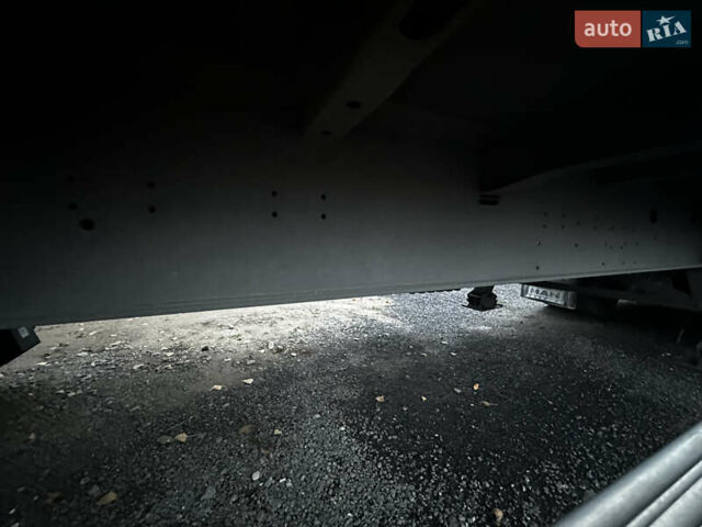 Шмітц Каргобулл Cargobull 2012 у Умани на Automoto.ua Червоний Шмітц Каргобулл Cargobull, об'ємом двигуна 0 л та пробігом 0 тис. км за 10999 $, фото 19 на Automoto.ua