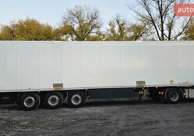 Шмитц Каргобулл Cargobull 2015 в Каменское - Днепродзержинск на Automoto.ua Шмитц Каргобулл Cargobull, объемом двигателя 0 л и пробегом 500 тыс. км за 28000 $, фото 6 на Automoto.ua