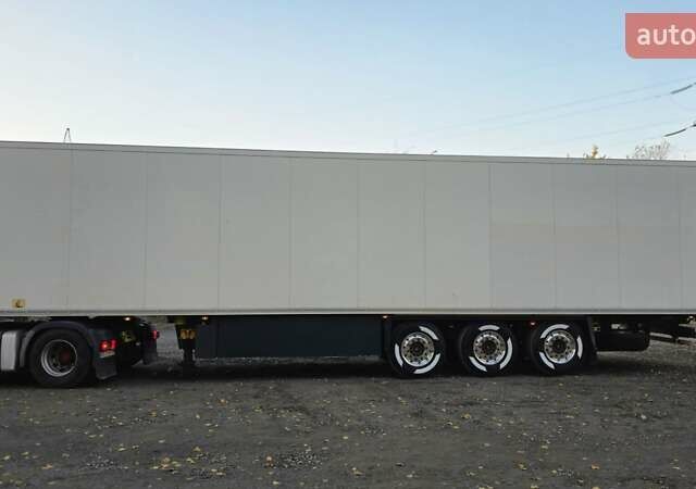 Шмитц Каргобулл Cargobull 2015 в Каменское - Днепродзержинск на Automoto.ua Шмитц Каргобулл Cargobull, объемом двигателя 0 л и пробегом 650 тыс. км за 27900 $, фото 3 на Automoto.ua