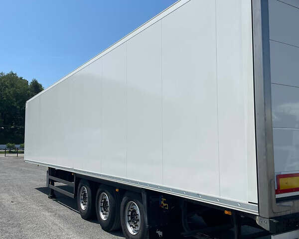 Шмитц Каргобулл Cargobull, объемом двигателя 0 л и пробегом 100 тыс. км за 28807 $, фото 5 на Automoto.ua