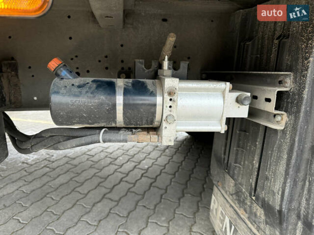 Желтый Шмитц Каргобулл Cargobull, объемом двигателя 0 л и пробегом 350 тыс. км за 10550 $, фото 9 на Automoto.ua