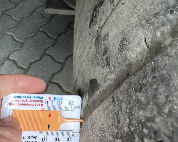 Желтый Шмитц Каргобулл Cargobull, объемом двигателя 0 л и пробегом 350 тыс. км за 10550 $, фото 5 на Automoto.ua