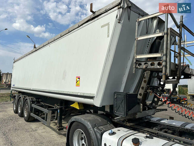 Серый Шмитц Каргобулл Cargobull, объемом двигателя 0 л и пробегом 0 тыс. км за 25000 $, фото 5 на Automoto.ua