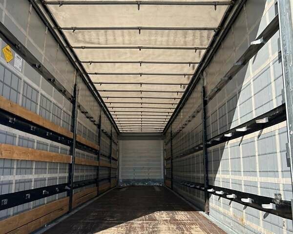 Шмитц Каргобулл Cargobull 2015 в Киеве на Automoto.ua Серый Шмитц Каргобулл Cargobull, объемом двигателя 0 л и пробегом 300 тыс. км за 13700 $, фото 11 на Automoto.ua