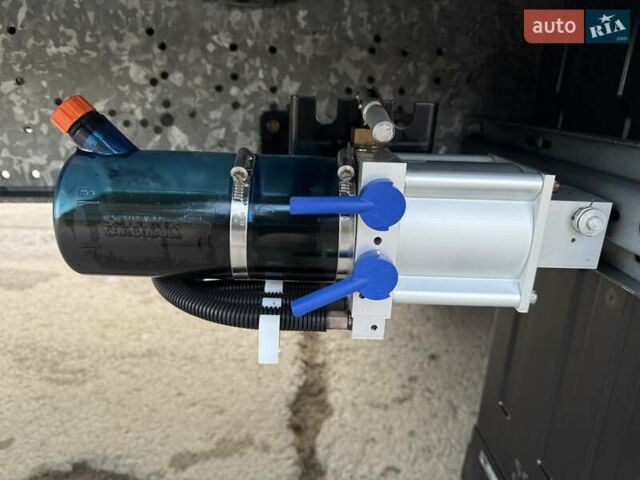 Серый Шмитц Каргобулл Cargobull, объемом двигателя 0 л и пробегом 231 тыс. км за 14900 $, фото 11 на Automoto.ua
