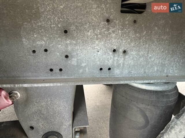 Серый Шмитц Каргобулл Cargobull, объемом двигателя 0 л и пробегом 400 тыс. км за 13300 $, фото 12 на Automoto.ua