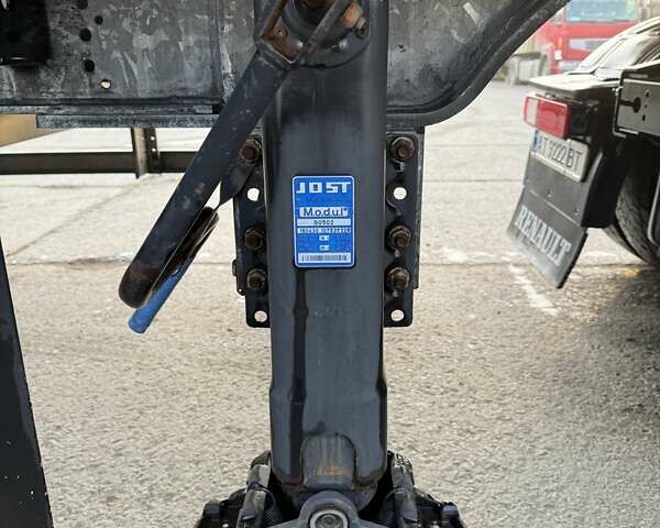 Серый Шмитц Каргобулл Cargobull, объемом двигателя 0 л и пробегом 231 тыс. км за 14900 $, фото 16 на Automoto.ua