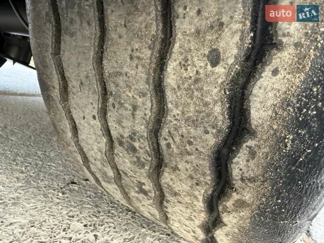 Серый Шмитц Каргобулл Cargobull, объемом двигателя 0 л и пробегом 231 тыс. км за 14900 $, фото 7 на Automoto.ua