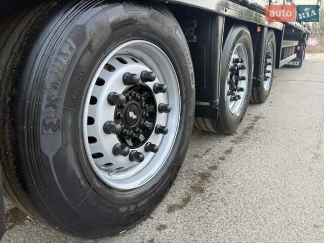 Серый Шмитц Каргобулл Cargobull, объемом двигателя 0 л и пробегом 231 тыс. км за 14900 $, фото 14 на Automoto.ua
