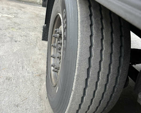 Серый Шмитц Каргобулл Cargobull, объемом двигателя 0 л и пробегом 250 тыс. км за 14999 $, фото 3 на Automoto.ua