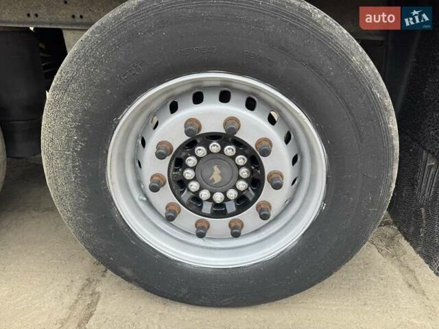 Сірий Шмітц Каргобулл Cargobull, об'ємом двигуна 0 л та пробігом 300 тис. км за 11500 $, фото 9 на Automoto.ua