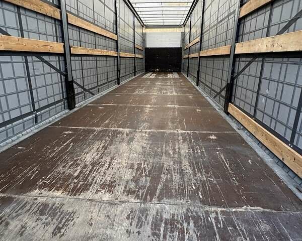 Серый Шмитц Каргобулл Cargobull, объемом двигателя 0 л и пробегом 500 тыс. км за 13700 $, фото 37 на Automoto.ua