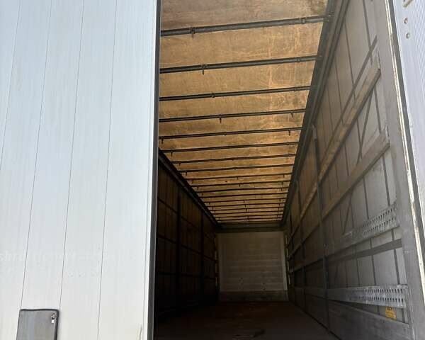 Серый Шмитц Каргобулл Cargobull, объемом двигателя 0 л и пробегом 200 тыс. км за 12599 $, фото 15 на Automoto.ua