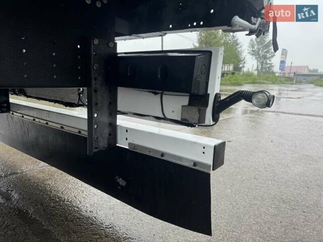 Сірий Шмітц Каргобулл Cargobull, об'ємом двигуна 0 л та пробігом 300 тис. км за 15300 $, фото 52 на Automoto.ua