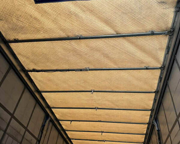 Сірий Шмітц Каргобулл Cargobull, об'ємом двигуна 0 л та пробігом 250 тис. км за 16999 $, фото 9 на Automoto.ua