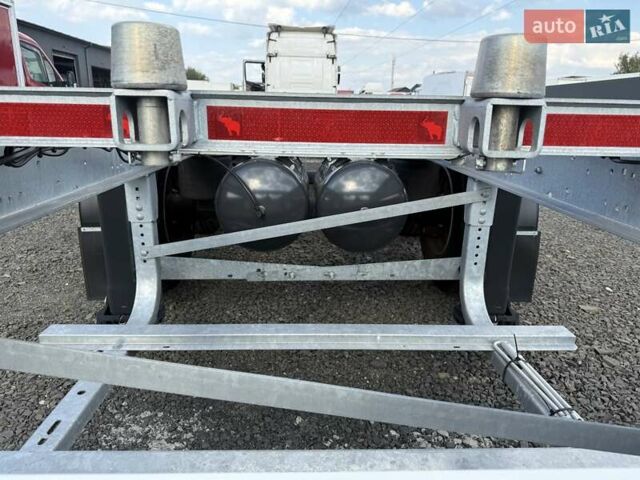 Сірий Шмітц Каргобулл Gotha, об'ємом двигуна 0 л та пробігом 50 тис. км за 12900 $, фото 22 на Automoto.ua