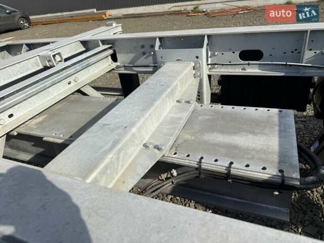 Сірий Шмітц Каргобулл Gotha, об'ємом двигуна 0 л та пробігом 50 тис. км за 12900 $, фото 21 на Automoto.ua