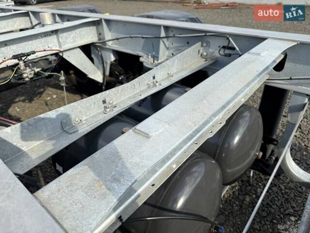 Сірий Шмітц Каргобулл Gotha, об'ємом двигуна 0 л та пробігом 50 тис. км за 12900 $, фото 16 на Automoto.ua