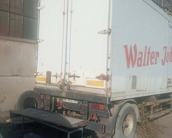 Белый Шмитц Каргобулл KO, объемом двигателя 0 л и пробегом 0 тыс. км за 2000 $, фото 1 на Automoto.ua