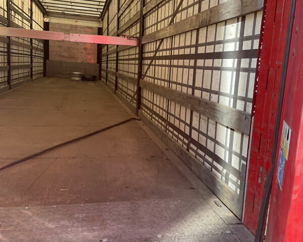 Шмитц Каргобулл SB, объемом двигателя 0 л и пробегом 288 тыс. км за 10200 $, фото 12 на Automoto.ua