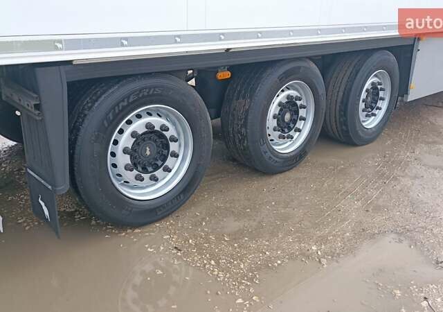 Белый Шмитц Каргобулл SCB S3B, объемом двигателя 0 л и пробегом 300 тыс. км за 27000 $, фото 6 на Automoto.ua