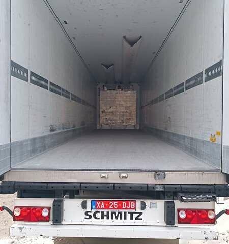 Белый Шмитц Каргобулл SCB S3B, объемом двигателя 0 л и пробегом 300 тыс. км за 27000 $, фото 9 на Automoto.ua