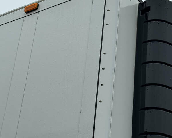 Білий Шмітц Каргобулл SCB S3B, об'ємом двигуна 0 л та пробігом 200 тис. км за 33500 $, фото 26 на Automoto.ua