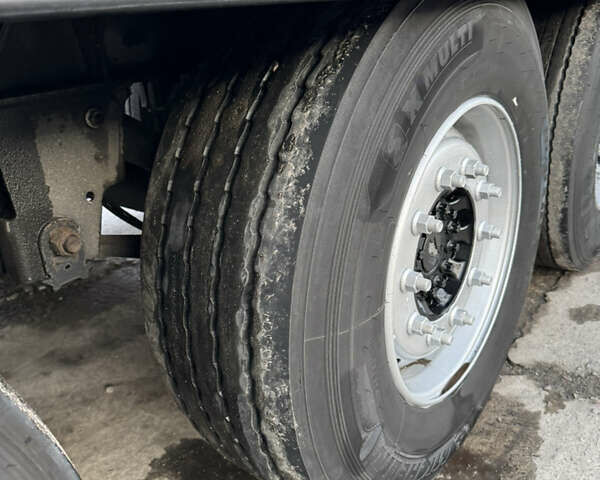 Білий Шмітц Каргобулл SCB S3B, об'ємом двигуна 0 л та пробігом 300 тис. км за 30281 $, фото 12 на Automoto.ua