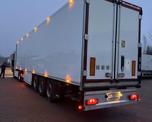 Білий Шмітц Каргобулл SCB S3B, об'ємом двигуна 0 л та пробігом 200 тис. км за 33500 $, фото 35 на Automoto.ua