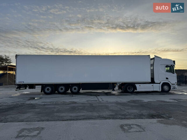 Білий Шмітц Каргобулл SCB S3B, об'ємом двигуна 0 л та пробігом 300 тис. км за 30281 $, фото 9 на Automoto.ua