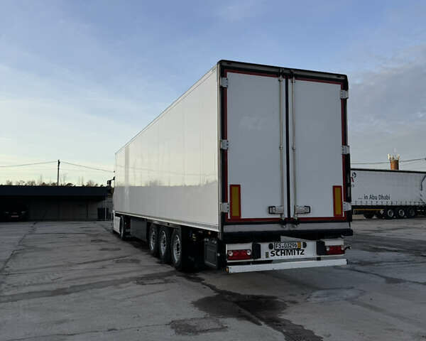 Білий Шмітц Каргобулл SCB S3B, об'ємом двигуна 0 л та пробігом 300 тис. км за 30281 $, фото 4 на Automoto.ua