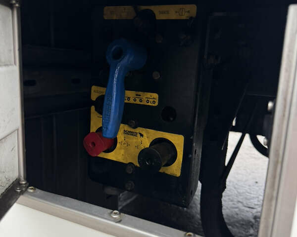 Білий Шмітц Каргобулл SCB S3B, об'ємом двигуна 0 л та пробігом 200 тис. км за 30792 $, фото 11 на Automoto.ua