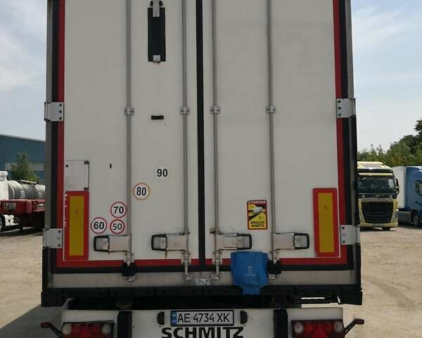 Черный Шмитц Каргобулл SCB S3B, объемом двигателя 0 л и пробегом 450 тыс. км за 34775 $, фото 1 на Automoto.ua