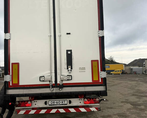 Шмітц Каргобулл SCB S3B, об'ємом двигуна 0 л та пробігом 150 тис. км за 29100 $, фото 5 на Automoto.ua