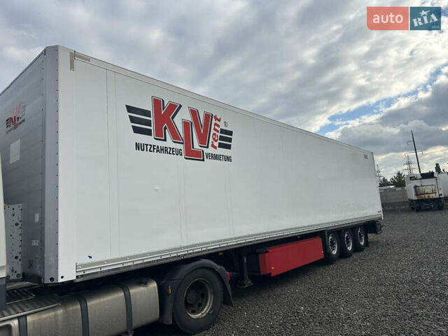 Сірий Шмітц Каргобулл SCB S3B, об'ємом двигуна 0 л та пробігом 370 тис. км за 16700 $, фото 14 на Automoto.ua