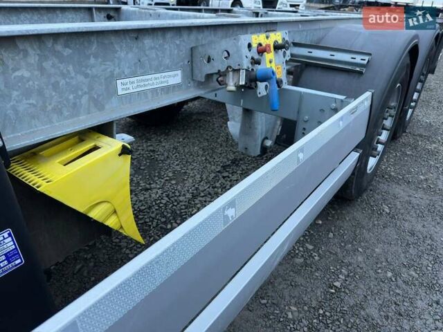 Сірий Шмітц Каргобулл SCB S3B, об'ємом двигуна 0 л та пробігом 200 тис. км за 15900 $, фото 14 на Automoto.ua