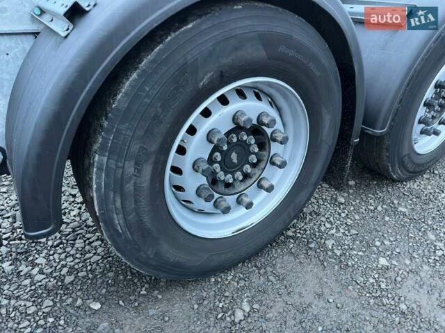 Сірий Шмітц Каргобулл SCB S3B, об'ємом двигуна 0 л та пробігом 200 тис. км за 15900 $, фото 15 на Automoto.ua