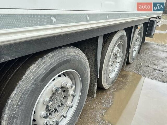 Серый Шмитц Каргобулл SCB S3B, объемом двигателя 0 л и пробегом 300 тыс. км за 27871 $, фото 7 на Automoto.ua