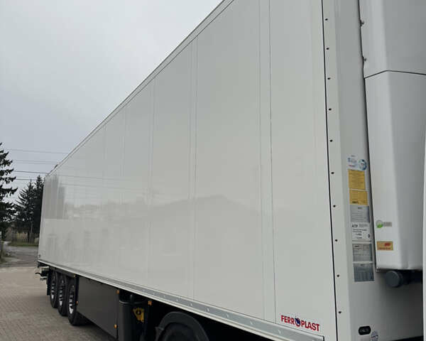 Білий Шмітц Каргобулл SCB S3T, об'ємом двигуна 0 л та пробігом 200 тис. км за 49000 $, фото 20 на Automoto.ua