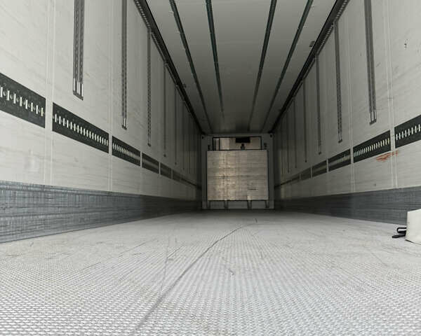 Білий Шмітц Каргобулл SCB S3T, об'ємом двигуна 0 л та пробігом 200 тис. км за 49000 $, фото 17 на Automoto.ua