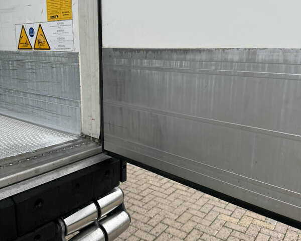 Білий Шмітц Каргобулл SCB S3T, об'ємом двигуна 0 л та пробігом 200 тис. км за 49000 $, фото 16 на Automoto.ua