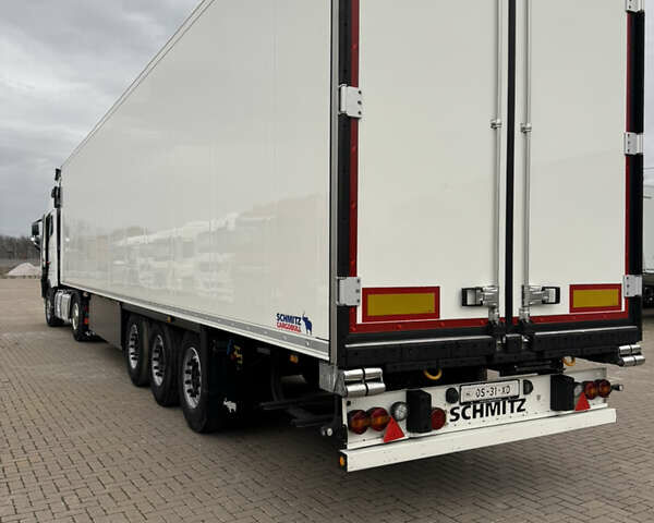 Білий Шмітц Каргобулл SCB S3T, об'ємом двигуна 0 л та пробігом 200 тис. км за 49000 $, фото 35 на Automoto.ua